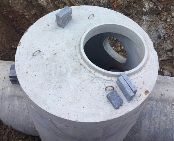 承插管如何防止樹根穿透，保護地下管線？